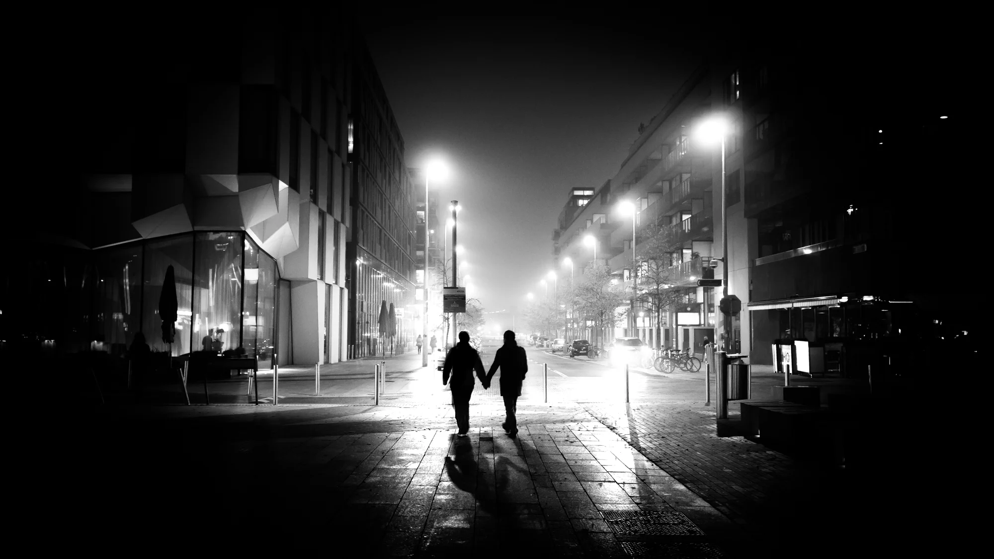 In love dublin ireland black and white street photography13 - Comment détester malin - Reloaded - Thomas Hammoudi - Internet