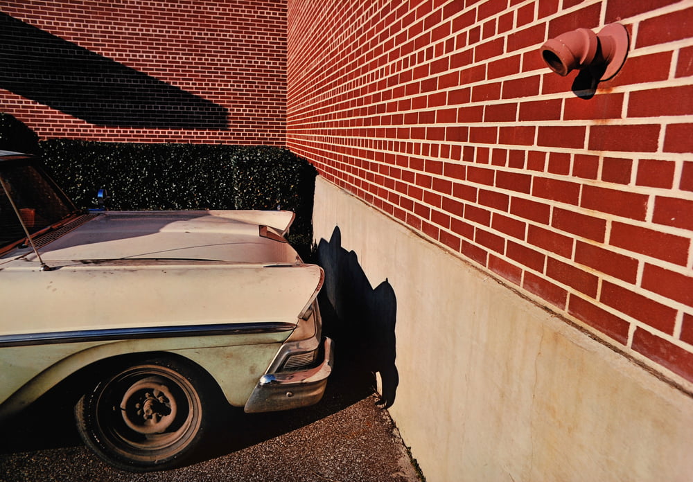We car.and .brickwall - Construire un projet photographique - Thomas Hammoudi - Création de projet