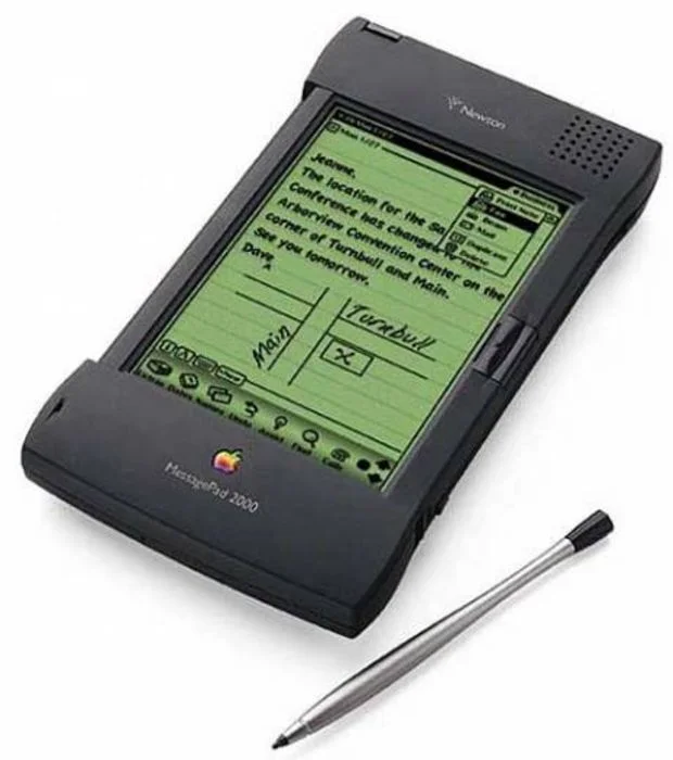 L assistant personnel newton commercialise de 1993 a 1998 11274 w620 - Une apologie de l'erreur - Thomas Hammoudi - Fiches de lecture