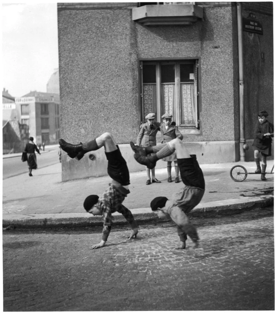 930x487 les freresrue du docteur lecene par - De l'art d'apprendre des autres photographes - Thomas Hammoudi - Réflexion
