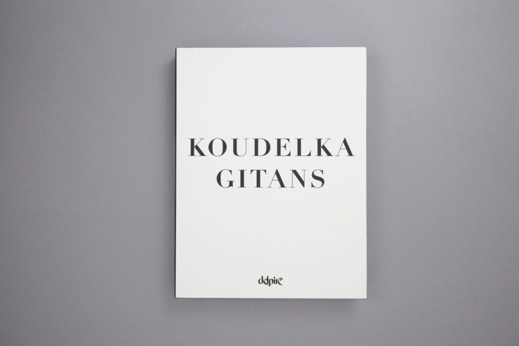 Delpire koudelka josef gitans001 scaled - Josef Koudelka - Thomas Hammoudi - Grands photographes