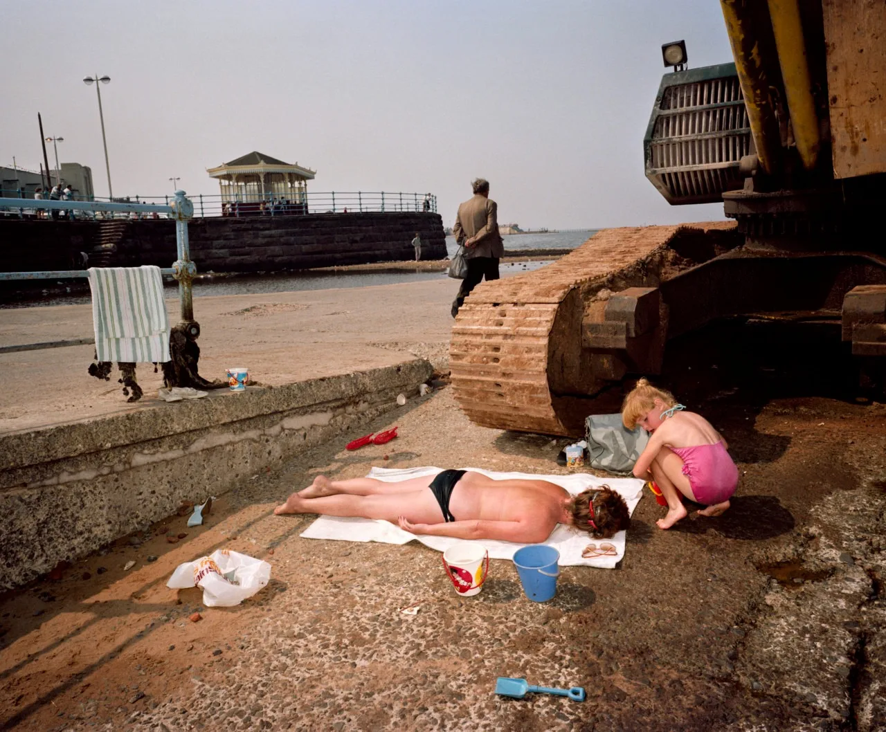 Martin parr home the non conformists - - Thomas Hammoudi