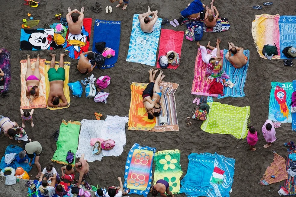 Martin parr amalfi coast (11) - - Thomas Hammoudi