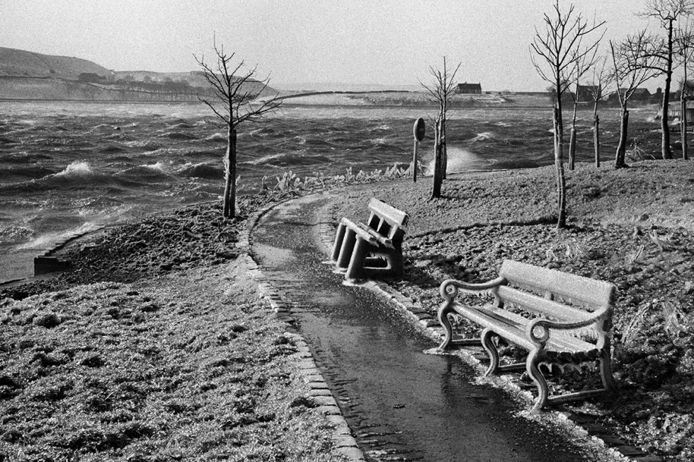 Martin parr bad weather (7) - - Thomas Hammoudi