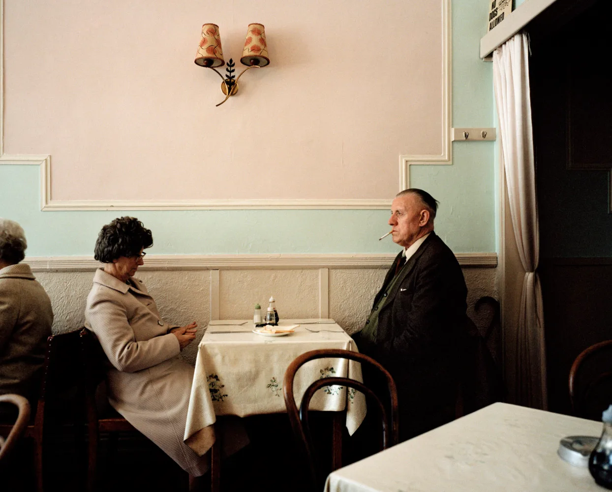 Lon6955 martin parr last resort - - Thomas Hammoudi