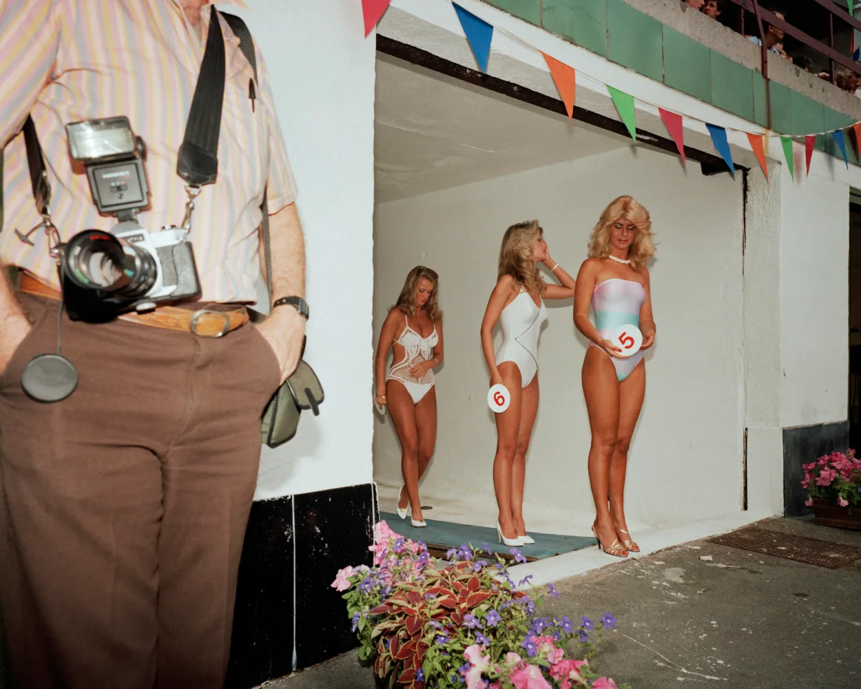 Lon6975 martin parr last resort - - Thomas Hammoudi