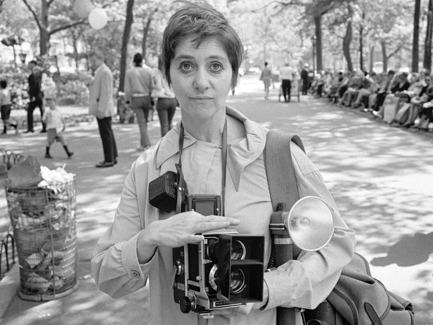 Diane Arbus avec son Rolleiflex et son flash dans Central Park