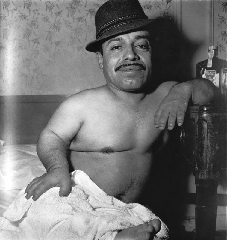 Diane Arbus, Mexican Dwarf in his Hotel Room, N.Y.C., 1970