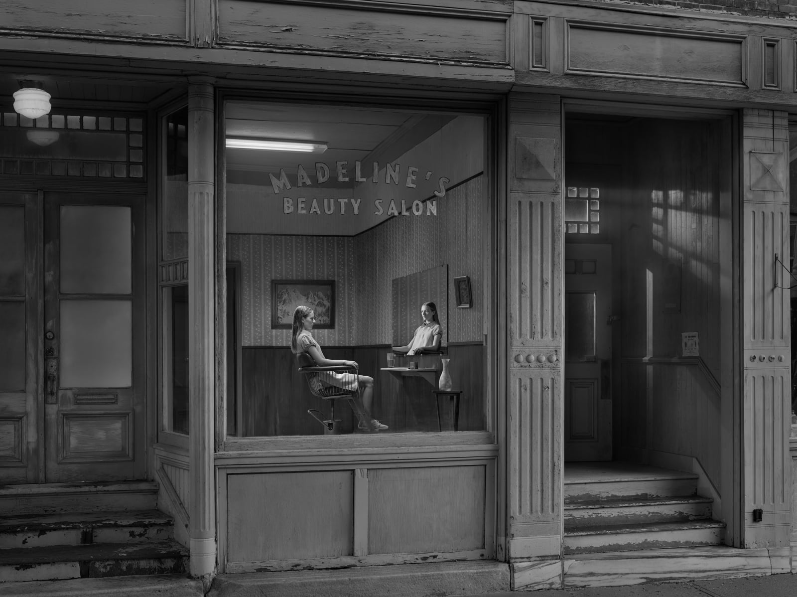 Gregory Crewdson, Madeline's Beauty Salon (2021-2022), série Eveningside