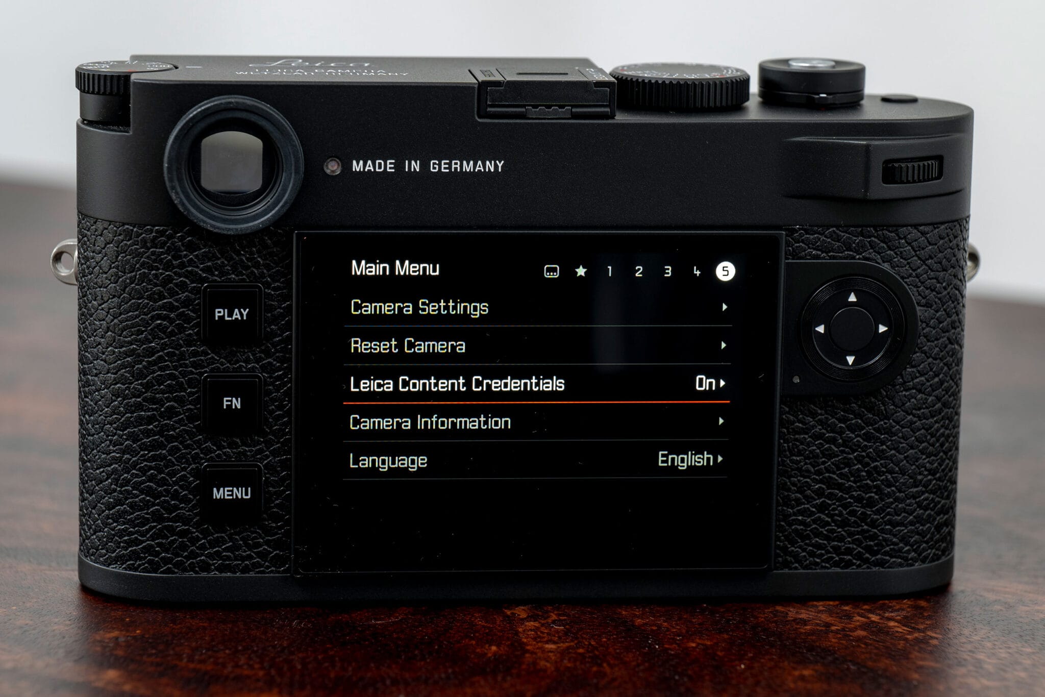 Le menu Content Credentials du Leica M11-P, premier boîtier avec certification C2PA
