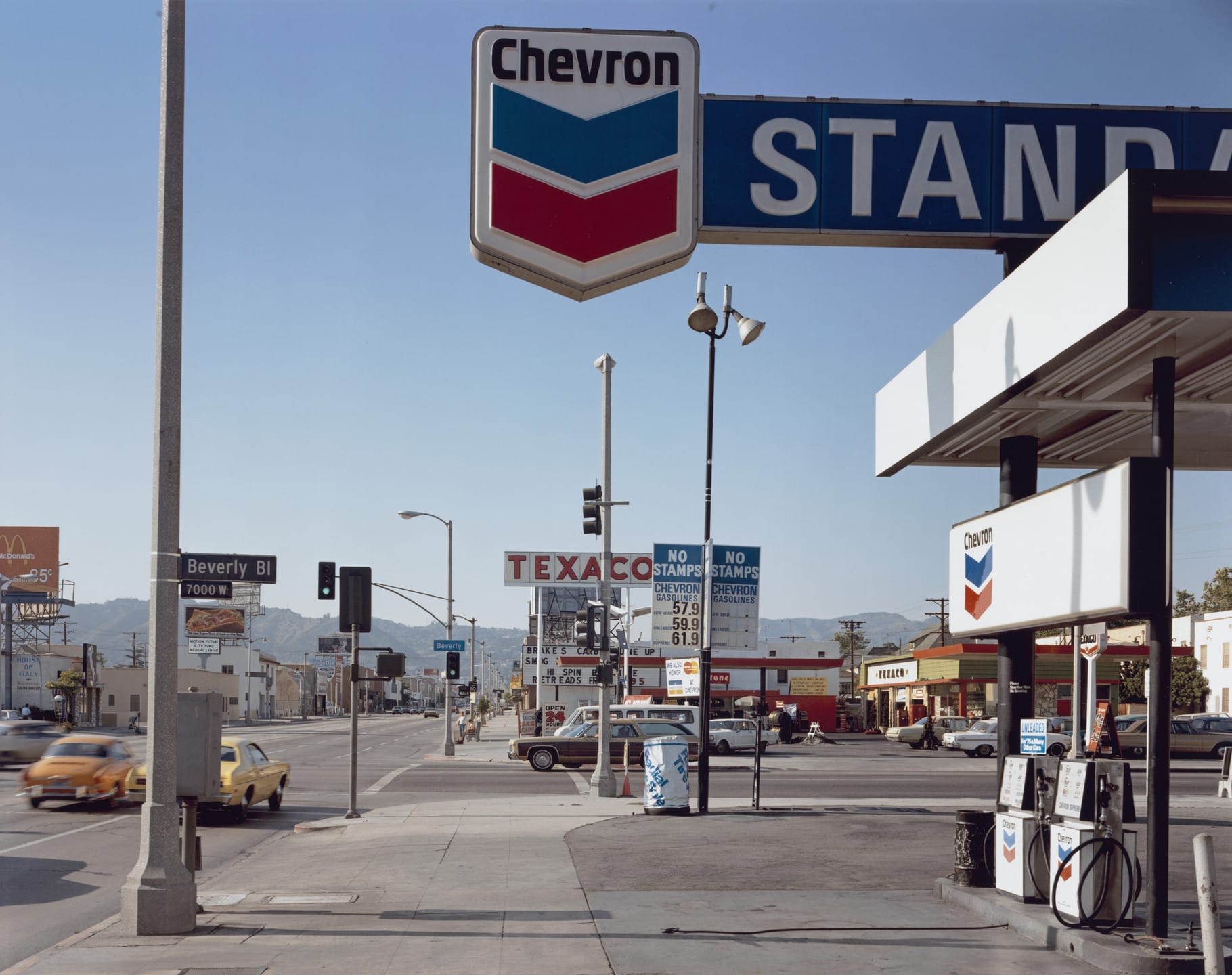 Beverly Boulevard et La Brea Avenue, Los Angeles, 21 juin 1975, Stephen Shore