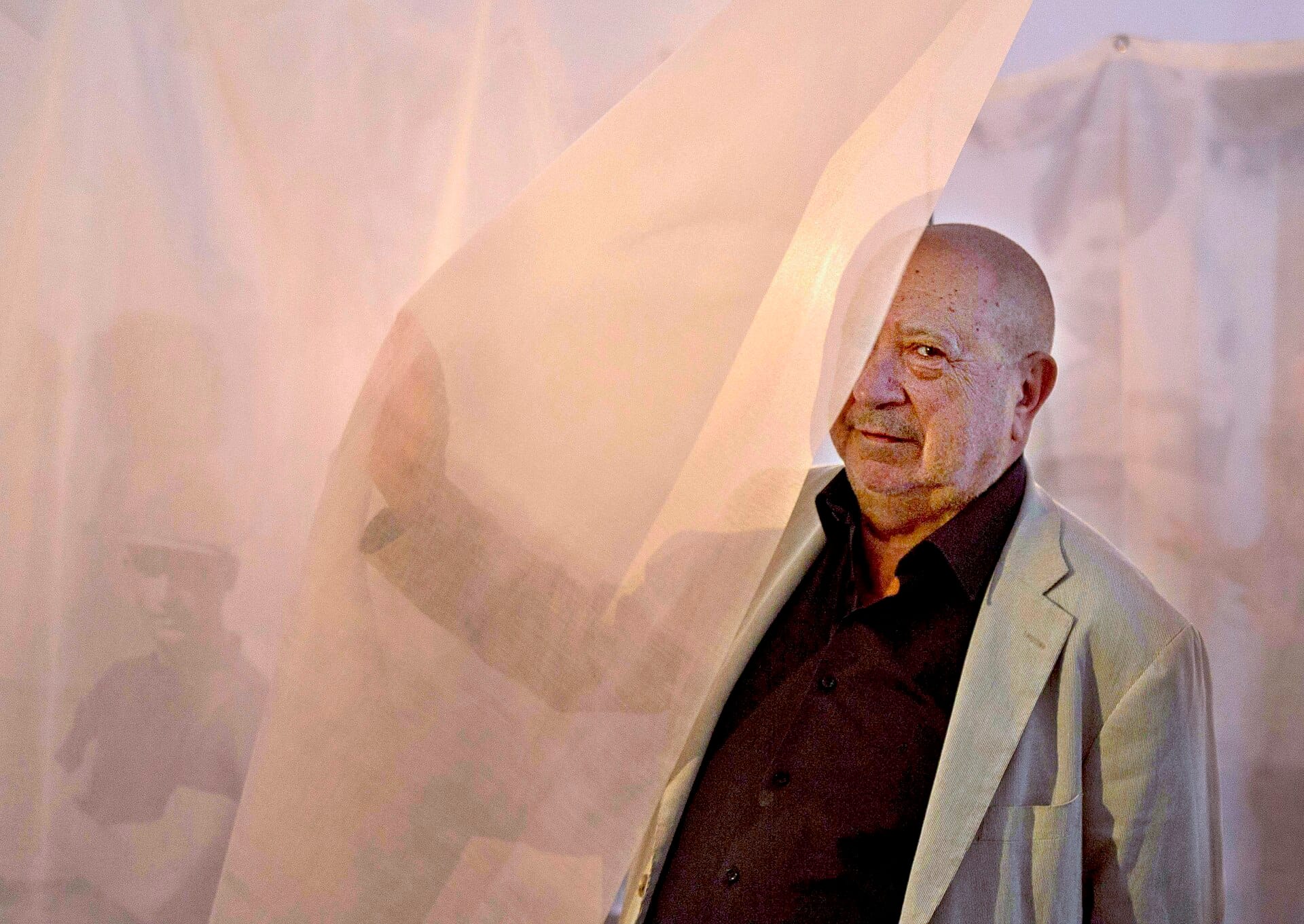 Installation de Christian Boltanski, voisin d'atelier de Sophie Calle à Malakoff