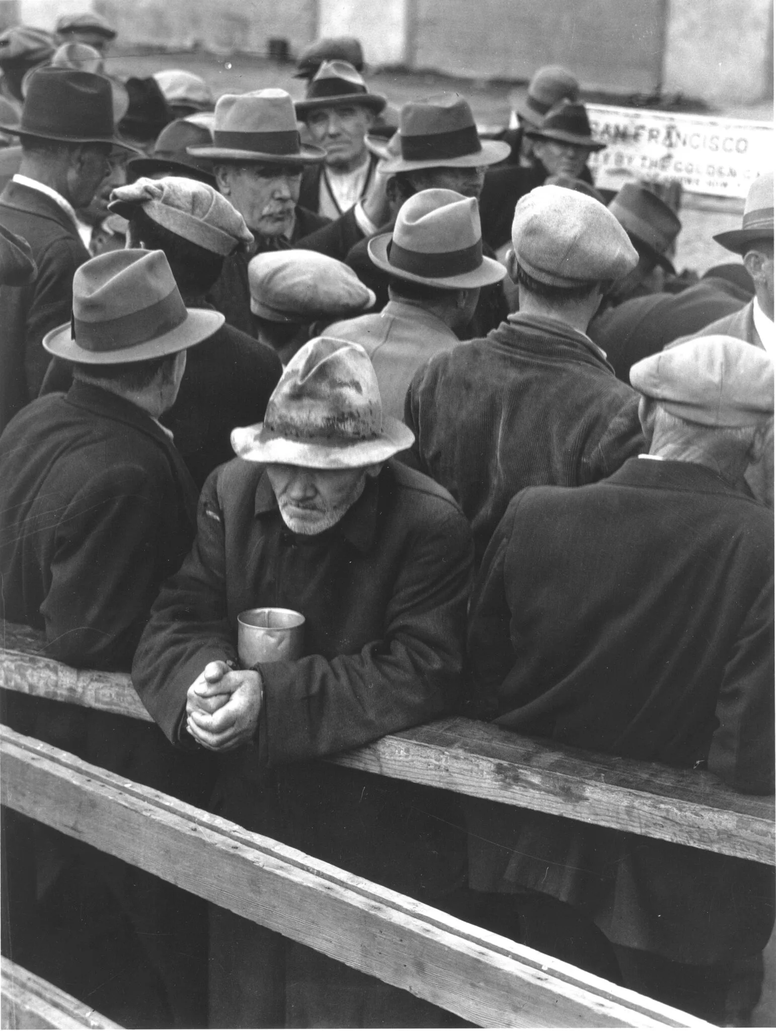 Autre vue de la file d'attente du White Angel, San Francisco, par Dorothea Lange