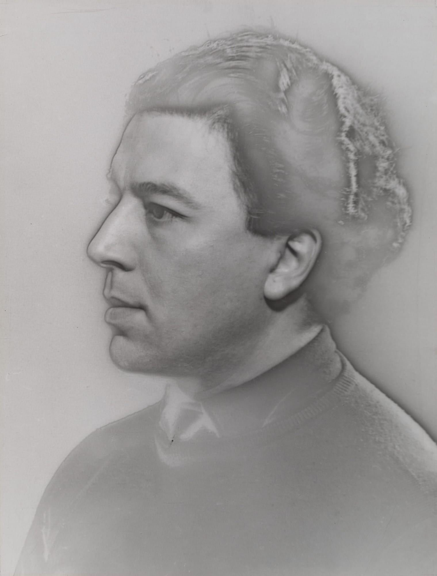Portrait solarisé d’André Breton de profil, photographie de Man Ray, 1931