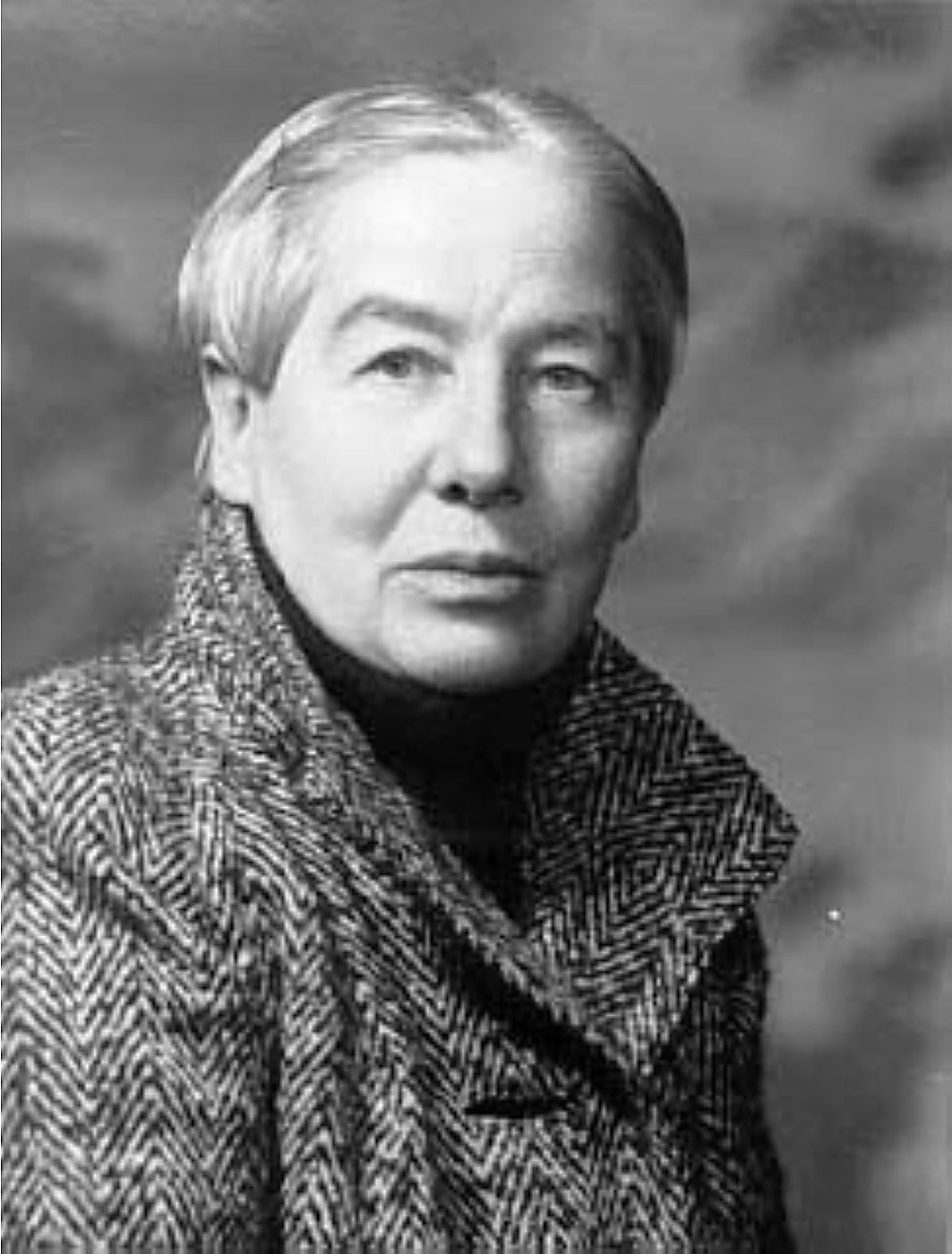 Portrait de studio de Marcel Moore, alias Suzanne Malherbe