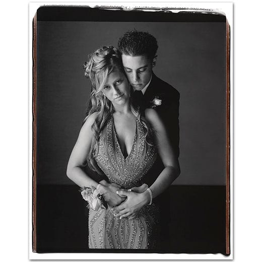 Couple de lycéens photographié à la chambre Polaroid 20x24, par Mary Ellen Mark