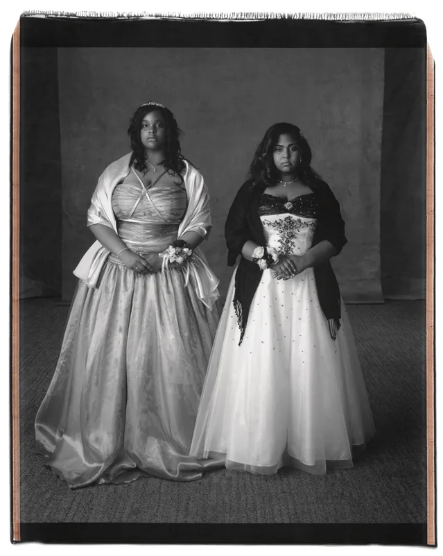 Mary Ellen Mark, Breayanna Robinson and Shannon Kinnard, Pacific Palisades, California, 2008