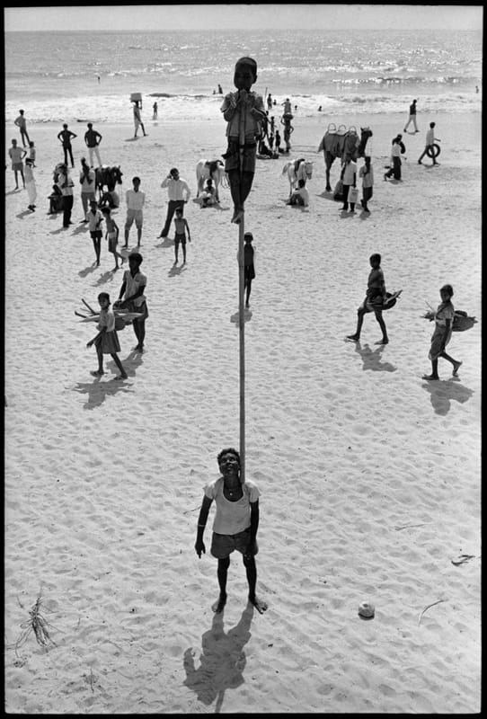Mary Ellen Mark, Juhu Beach, Bombay, Inde, 1973