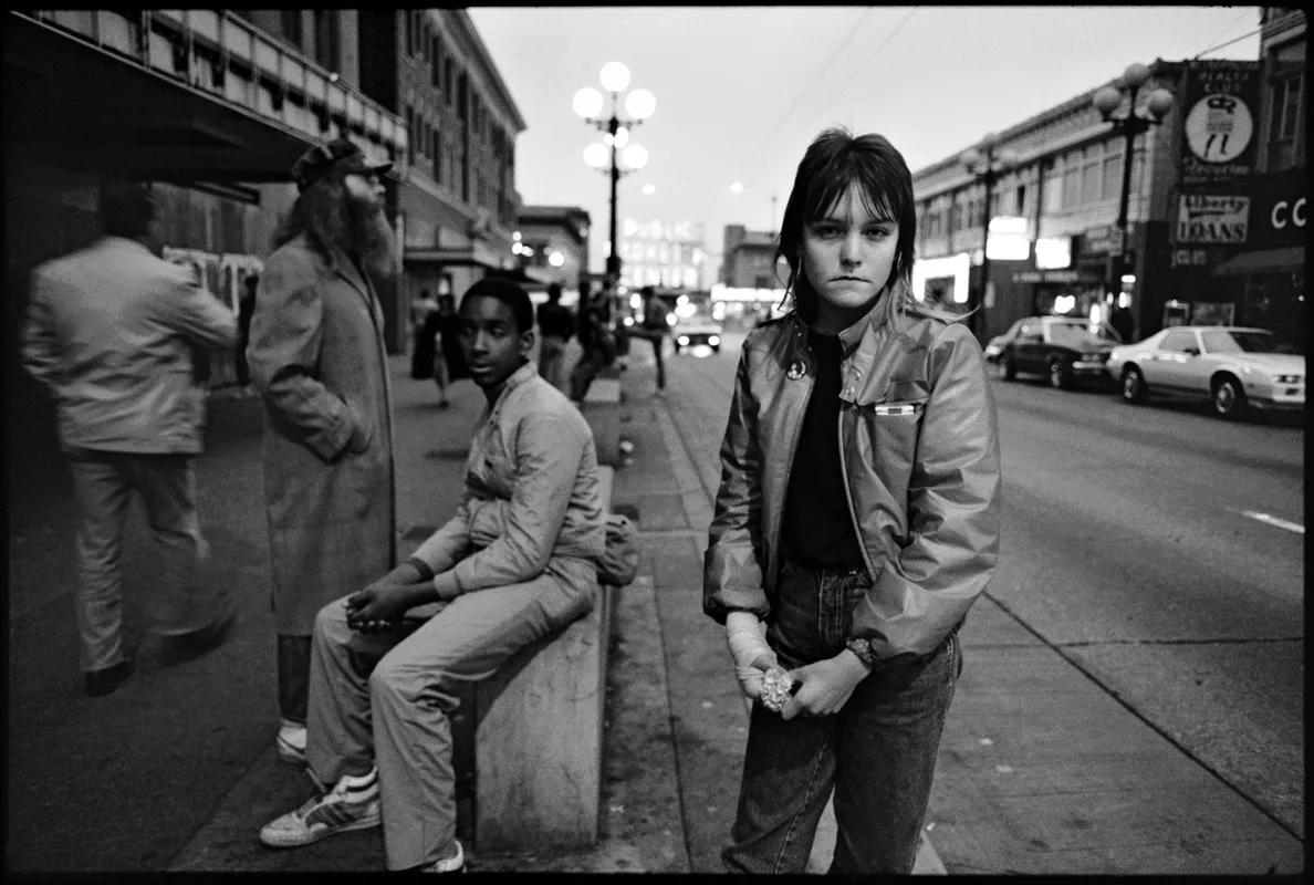 Mary Ellen Mark, Tiny on Pike Street, Seattle, Washington, 1983