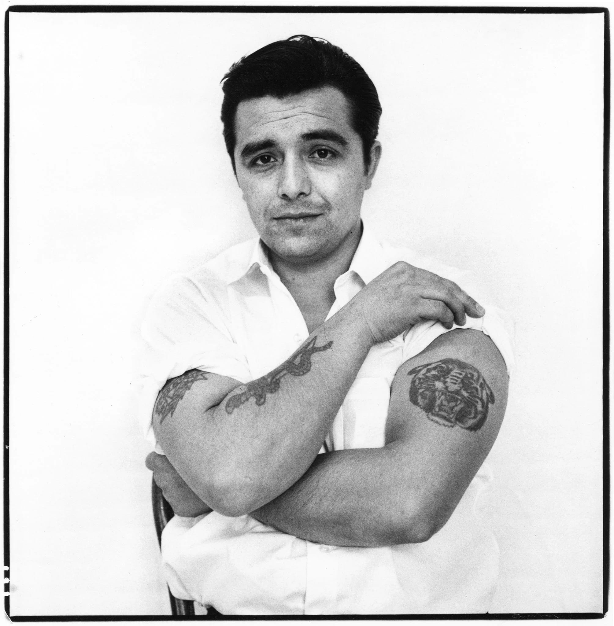 Portrait de Perry Smith, l'un des assassins de la famille Clutter racontés par Truman Capote, par Richard Avedon