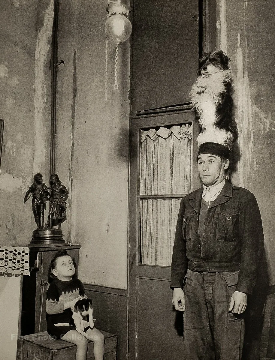 Chez Donio, dresseur de chiens, Robert Doisneau, 1948