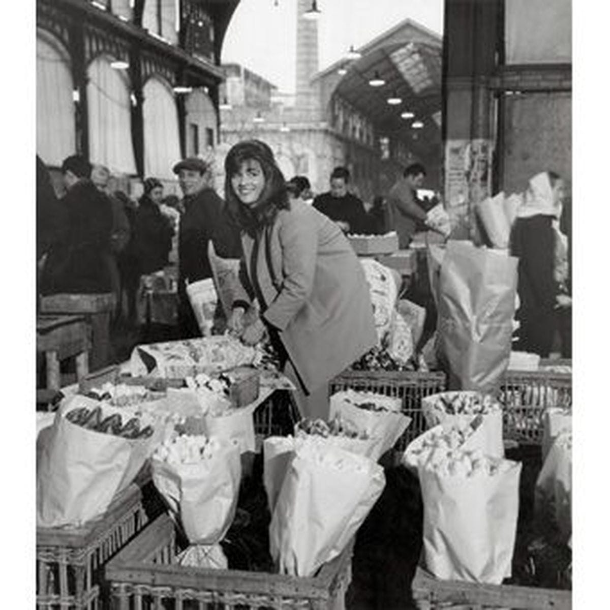 Etal du marche des Halles de Paris photographie par Robert Doisneau