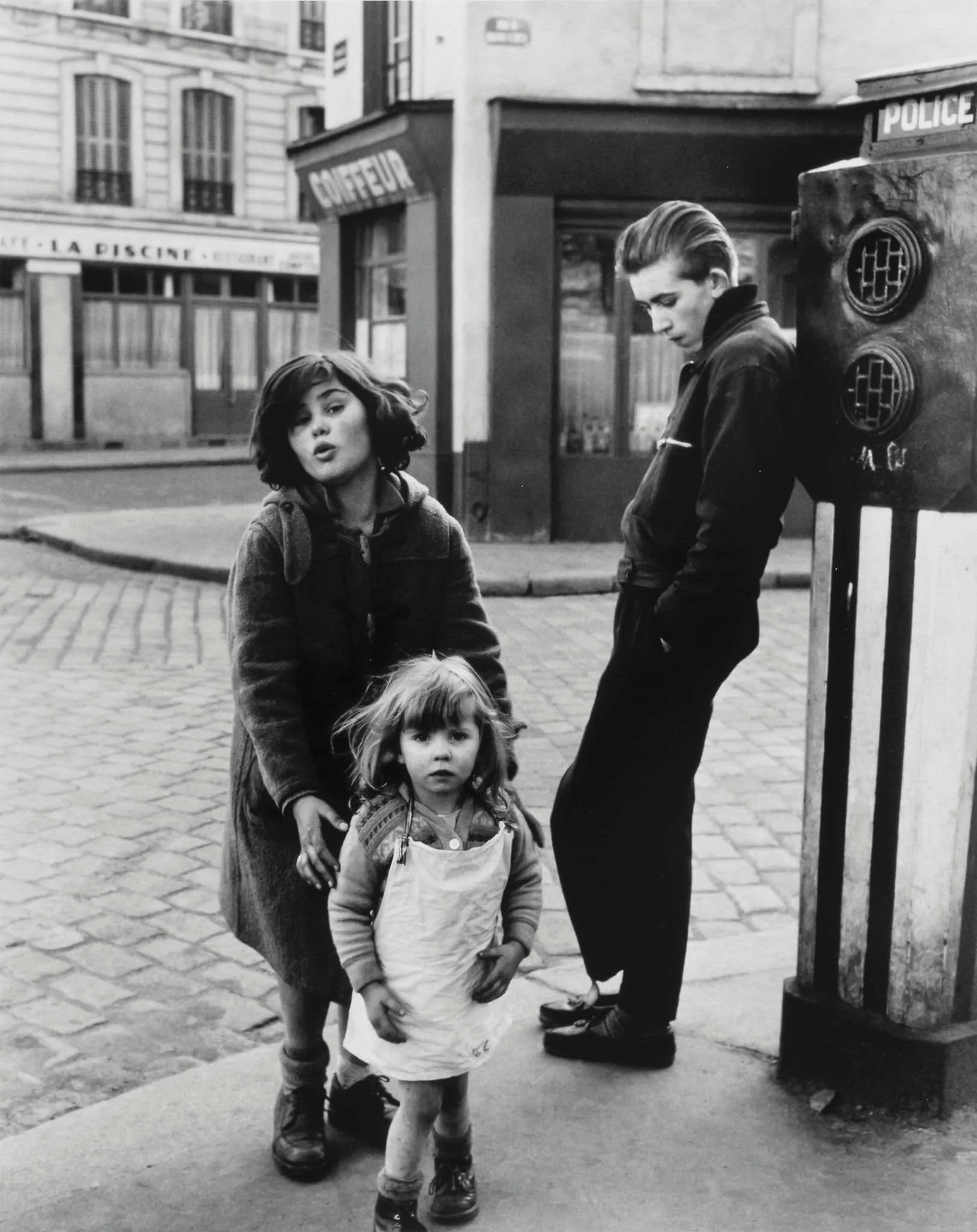 Les enfants de la place Hébert, Robert Doisneau, 1957