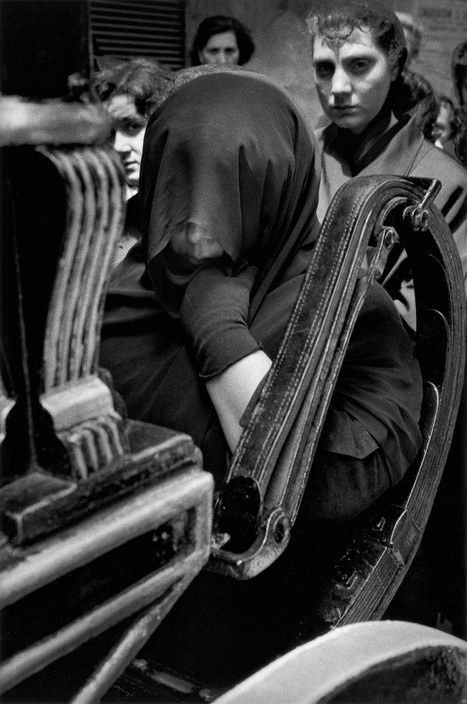 Sergio Larraín, scène de rue à Palerme en Sicile, 1959