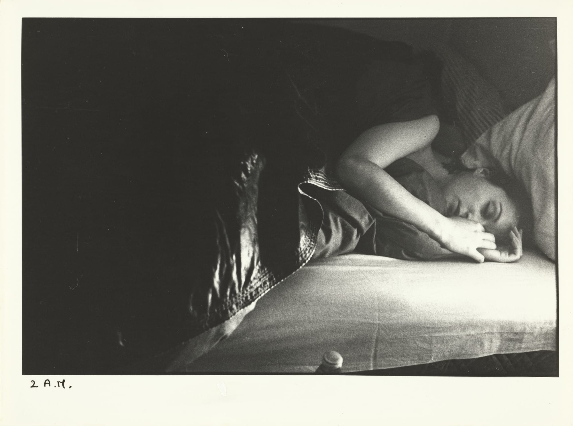 Grille de photographies des Dormeurs de Sophie Calle, 1979