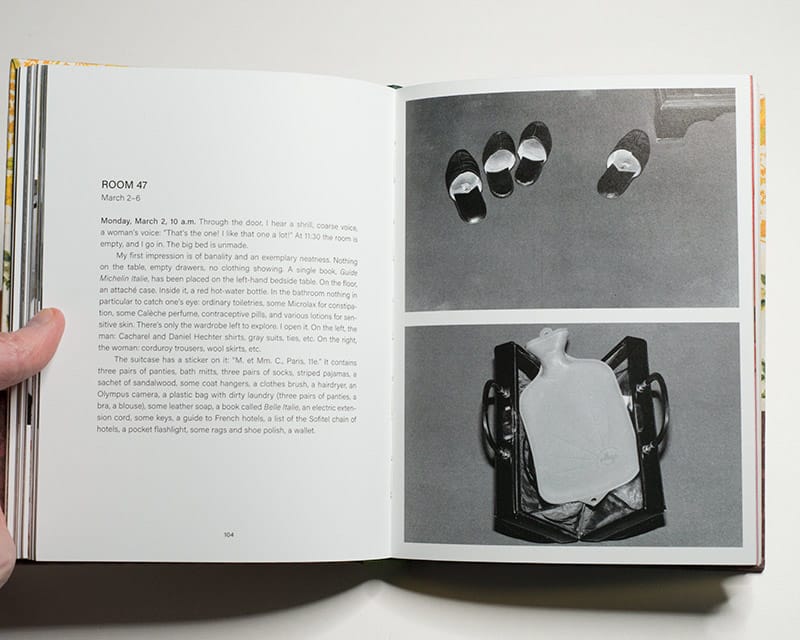 Photographie d'une chambre d'hôtel vénitienne par Sophie Calle