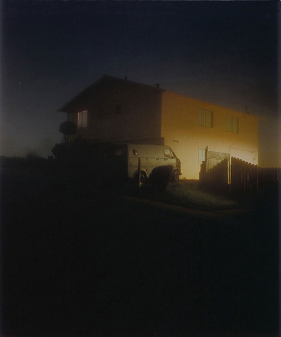 Todd Hido, série House Hunting, maison au halo orange