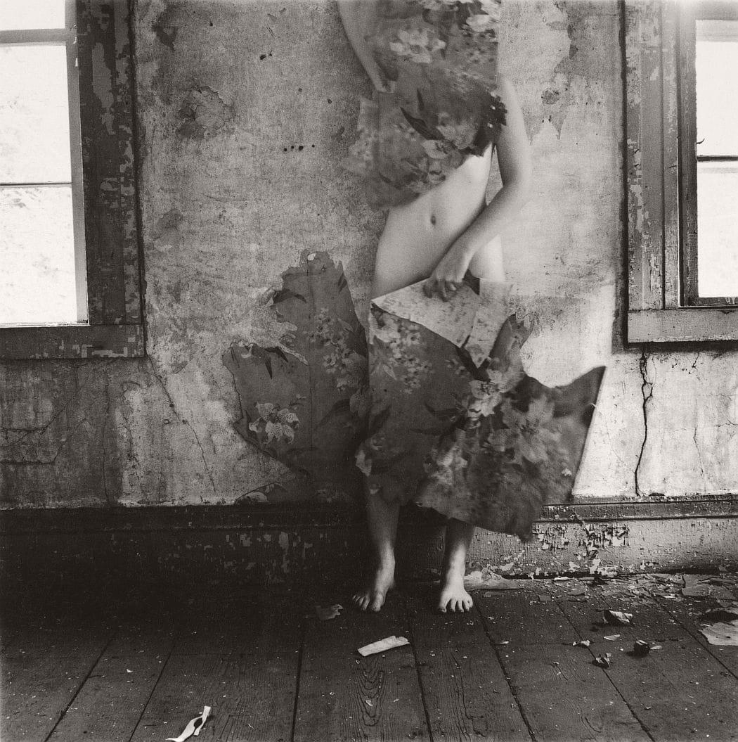 Série On Being an Angel, Francesca Woodman